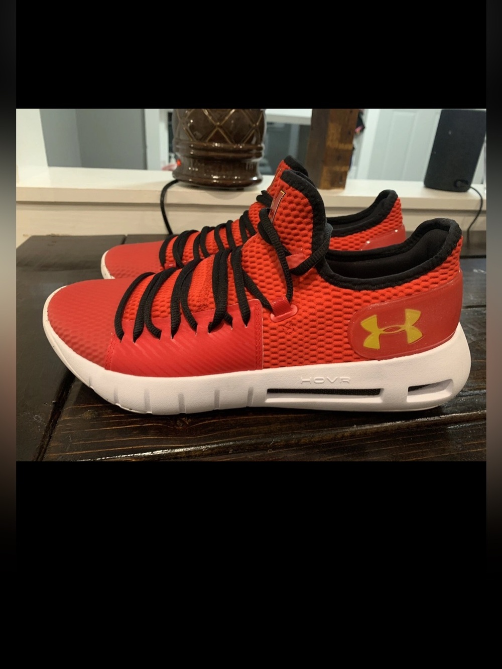 Men’s Size 9.5 Under Armour HOVR Havoc Low Maryland Terps PE Basketball Shoes